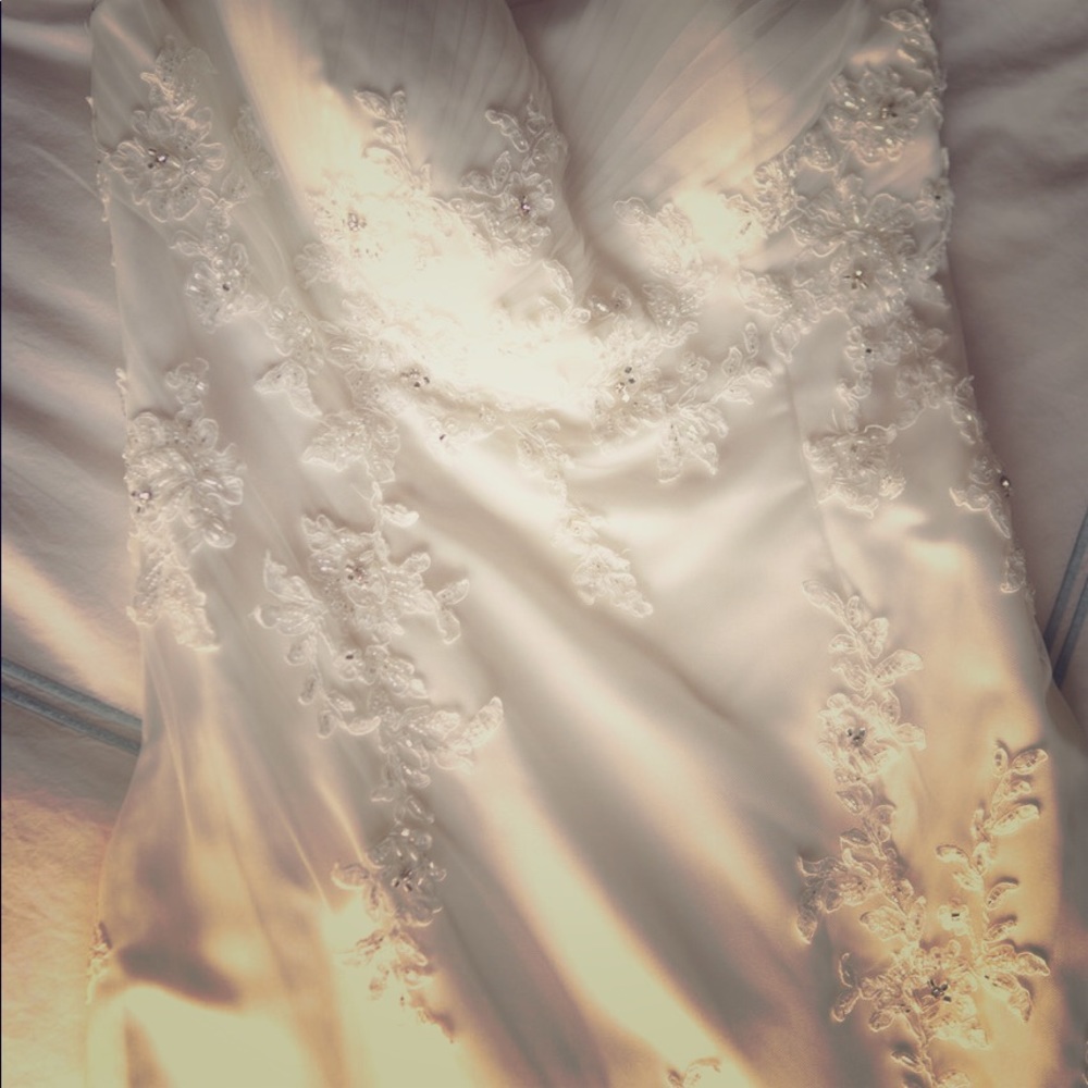 Cosmobella 7519 Wedding Dress